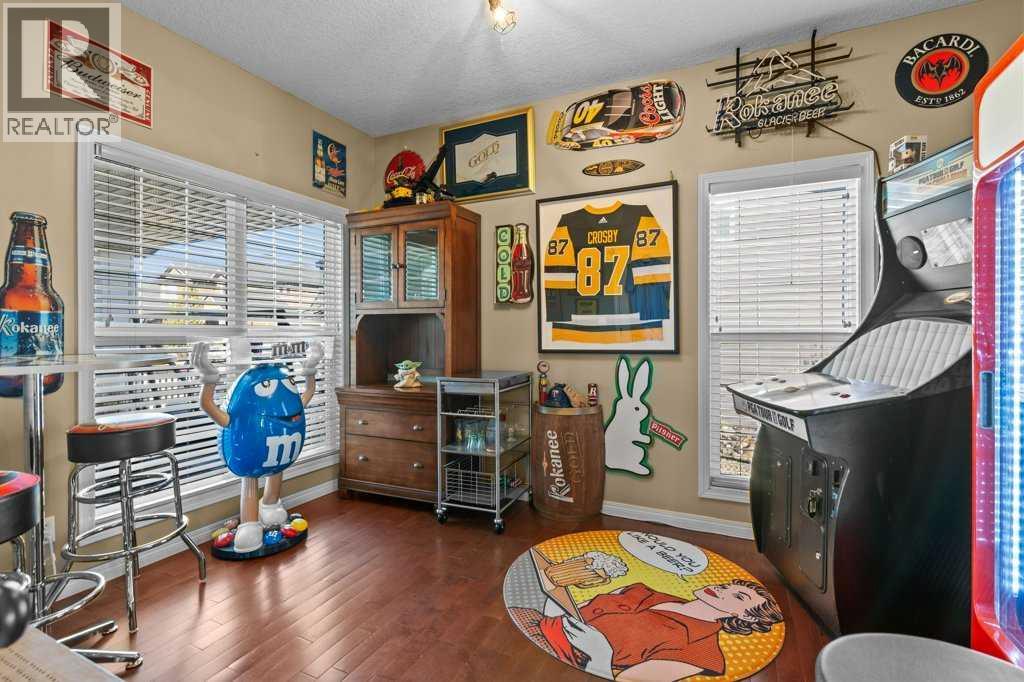 61 Boulder Creek Manor Se, Langdon, Alberta  T0J 1X3 - Photo 4 - A2268451