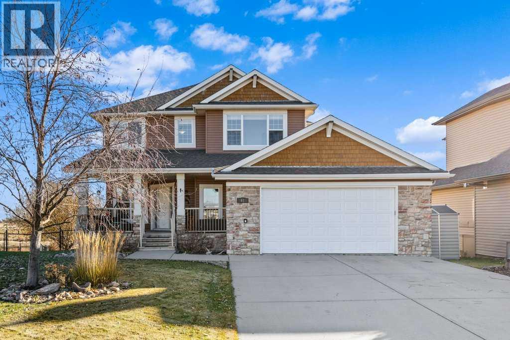 61 Boulder Creek Manor Se, Langdon, Alberta  T0J 1X3 - Photo 1 - A2268451