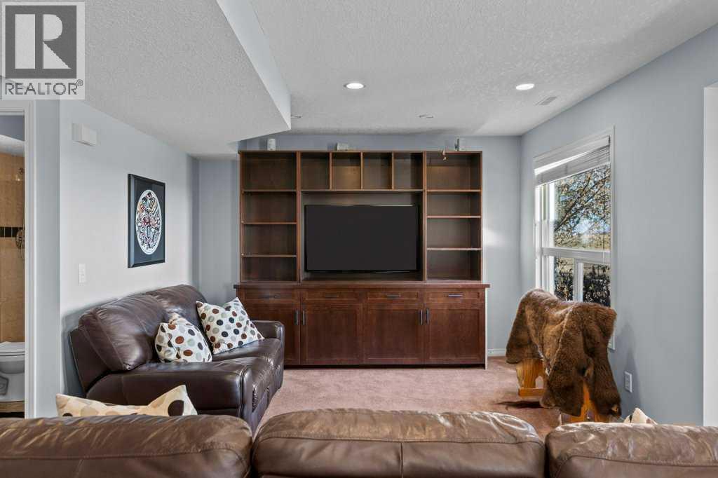 61 Boulder Creek Manor Se, Langdon, Alberta  T0J 1X3 - Photo 25 - A2268451