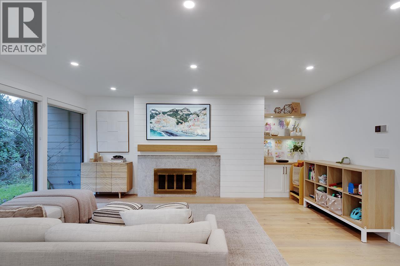 2159 Mcmullen Avenue, Vancouver, British Columbia  V6L 3B3 - Photo 3 - R3073078