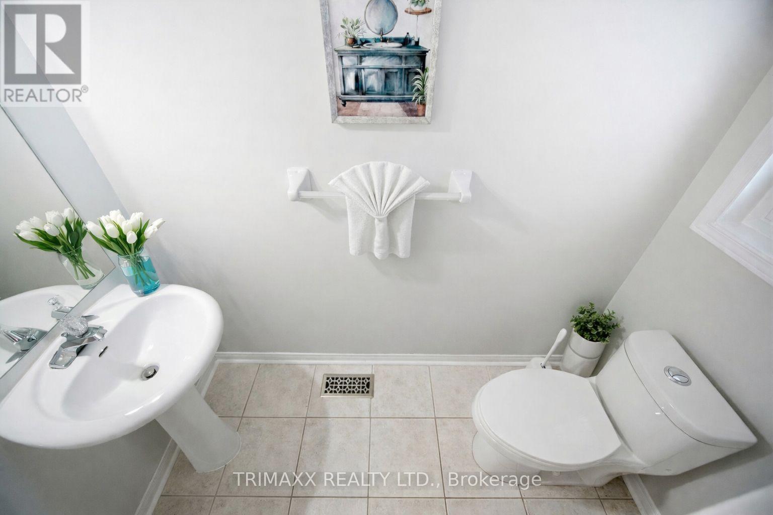 151 Coleridge Drive, Newmarket, Ontario  L3X 2T4 - Photo 17 - N12662460