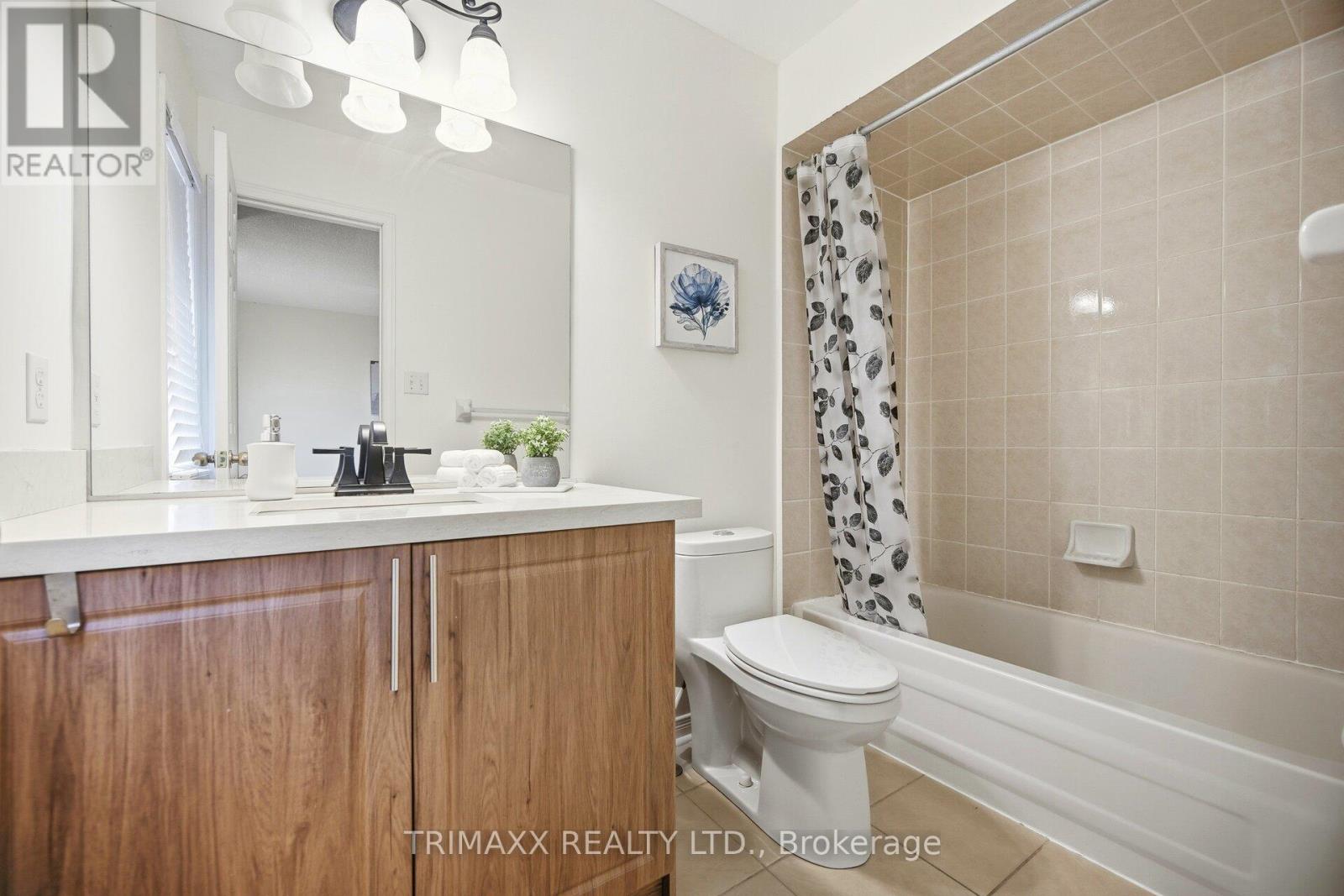 151 Coleridge Drive, Newmarket, Ontario  L3X 2T4 - Photo 24 - N12662460