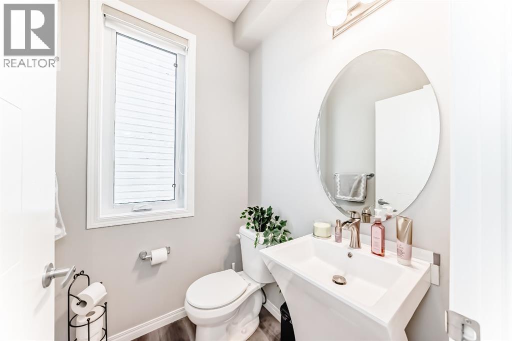 127 Carrington Crescent Nw, Calgary, Alberta  T3P 1R2 - Photo 14 - A2276277