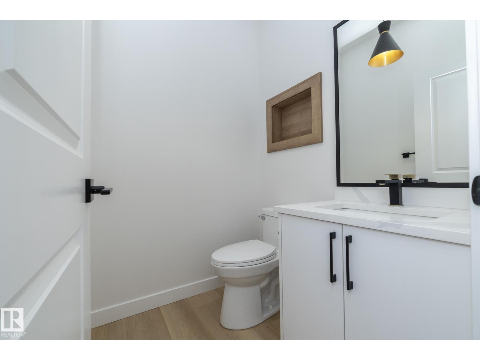 9805 106 Av, Morinville, Alberta  T8R 2P2 - Photo 7 - E4469728