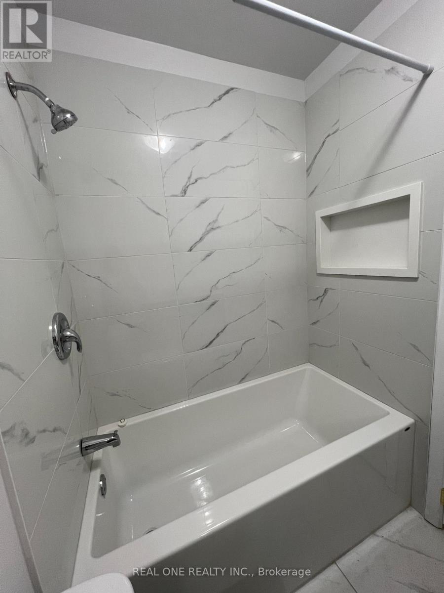 566 Middlewoods Drive, London North, Ontario  N6G 1W4 - Photo 36 - X12674716