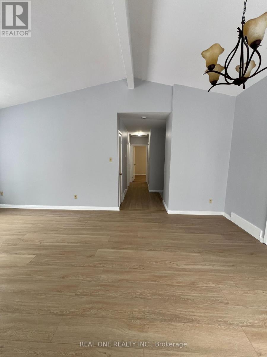 566 Middlewoods Drive, London North, Ontario  N6G 1W4 - Photo 16 - X12674716