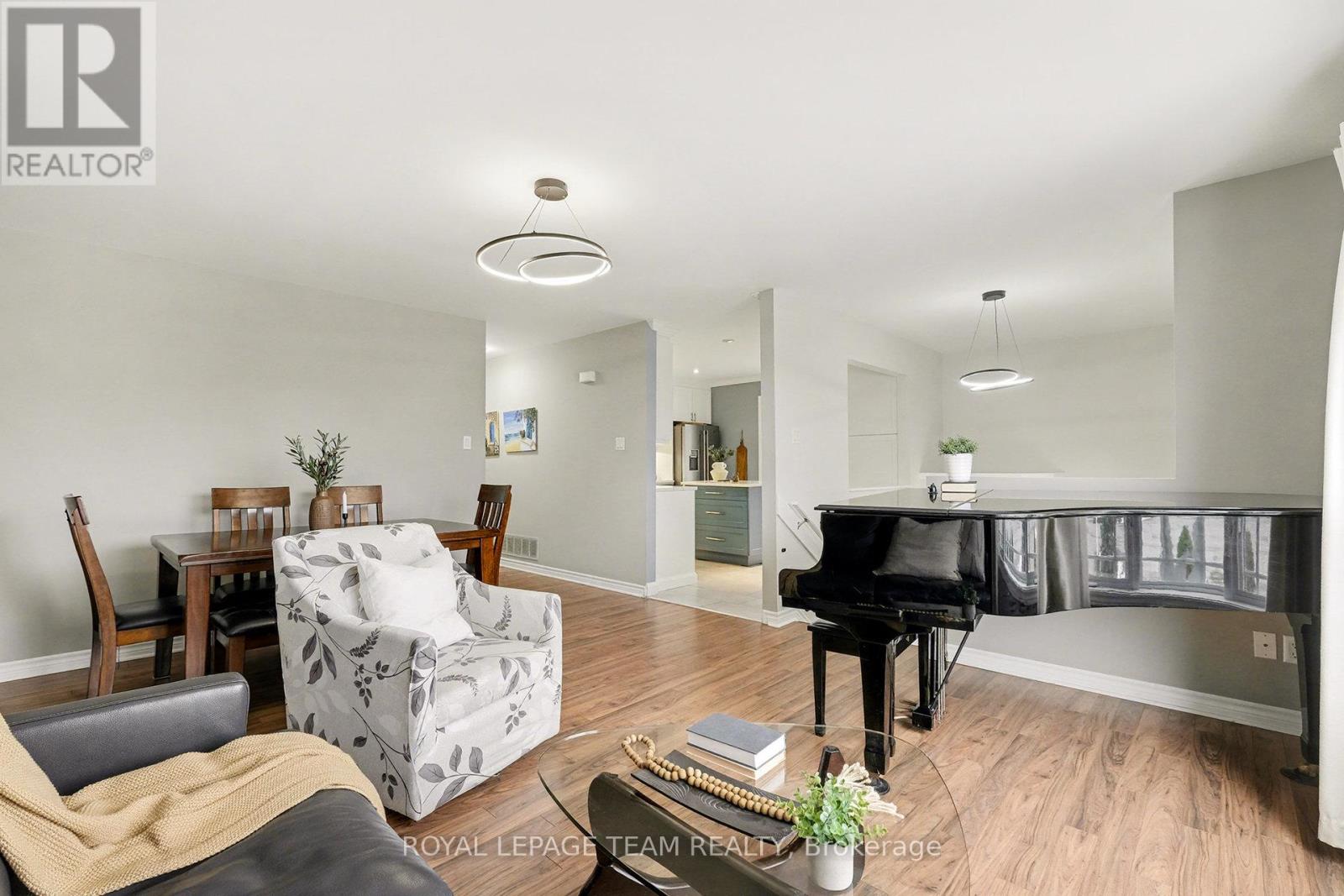 4298 Schell Street, South Dundas, Ontario  K0C 2H0 - Photo 5 - X12685214