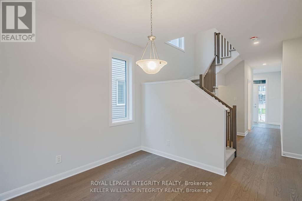 275 Elsie Macgill Walk, Ottawa, Ontario  K2W 0L2 - Photo 6 - X12685218