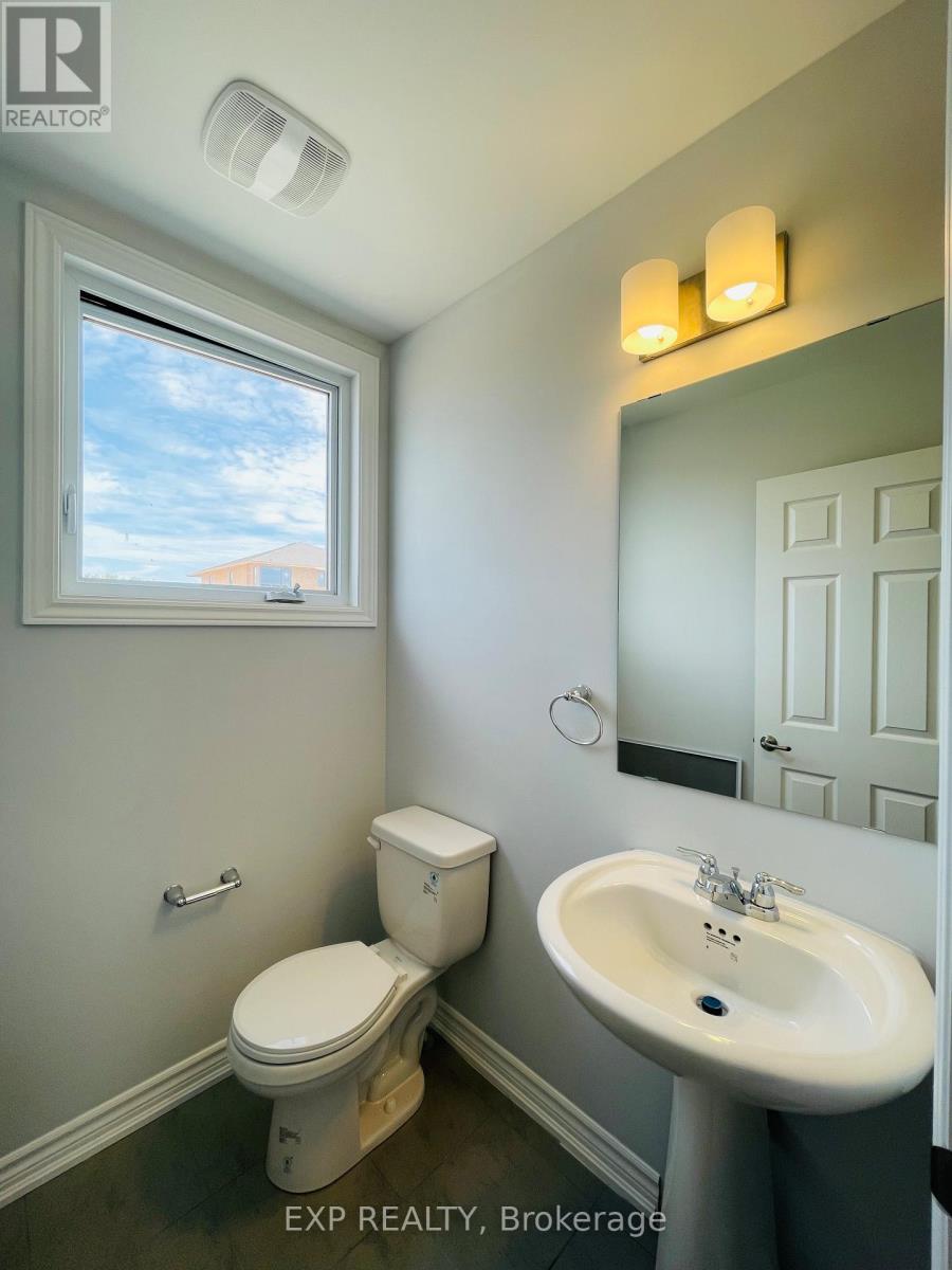 1406 Hemlock Road, Ottawa, Ontario  K1K 5A8 - Photo 22 - X12685220