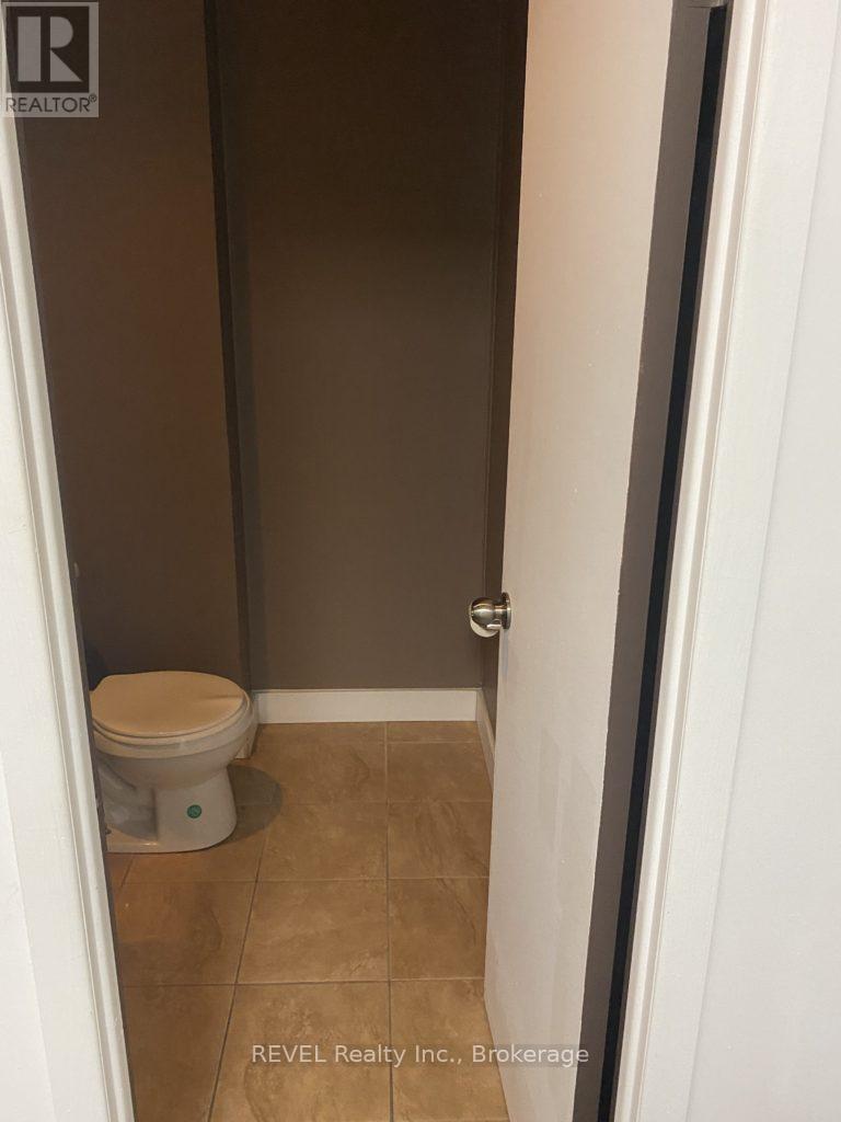 M2 - 112 Queenston Street, St. Catharines, Ontario  L2R 2Z4 - Photo 4 - X12685196