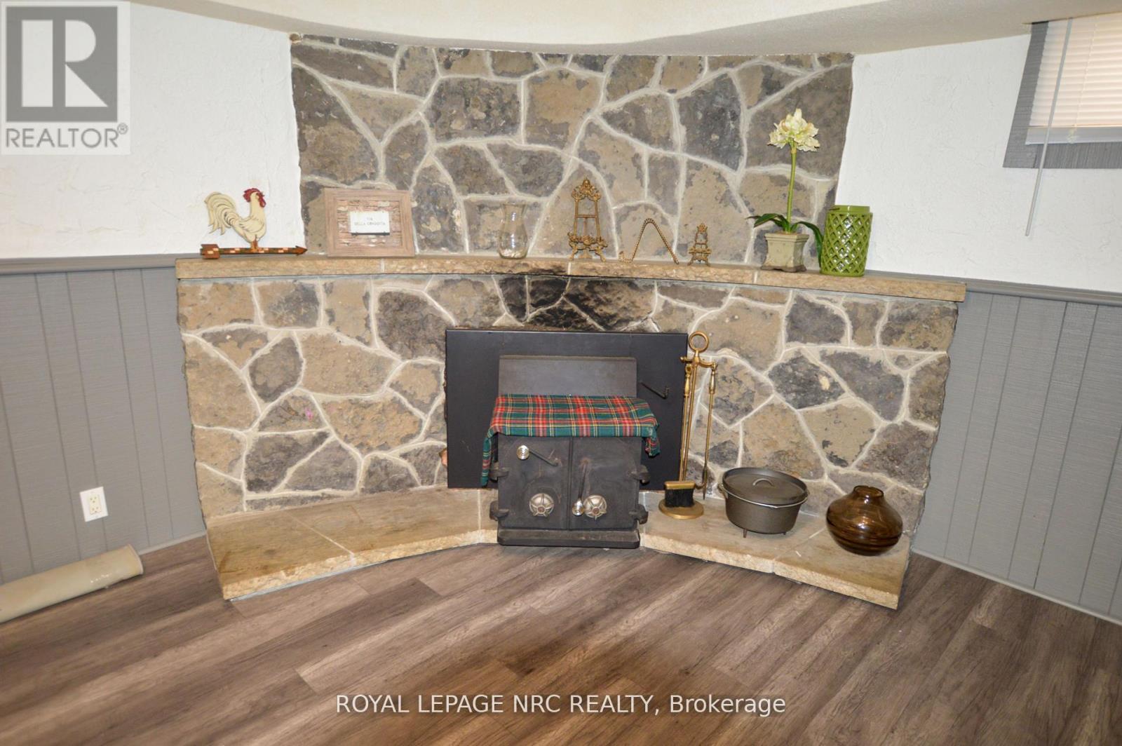 68 Pine, Thorold, Ontario  L2V 3L4 - Photo 13 - X12685202