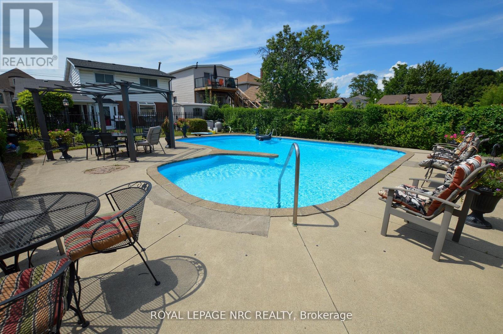 68 Pine, Thorold, Ontario  L2V 3L4 - Photo 17 - X12685202