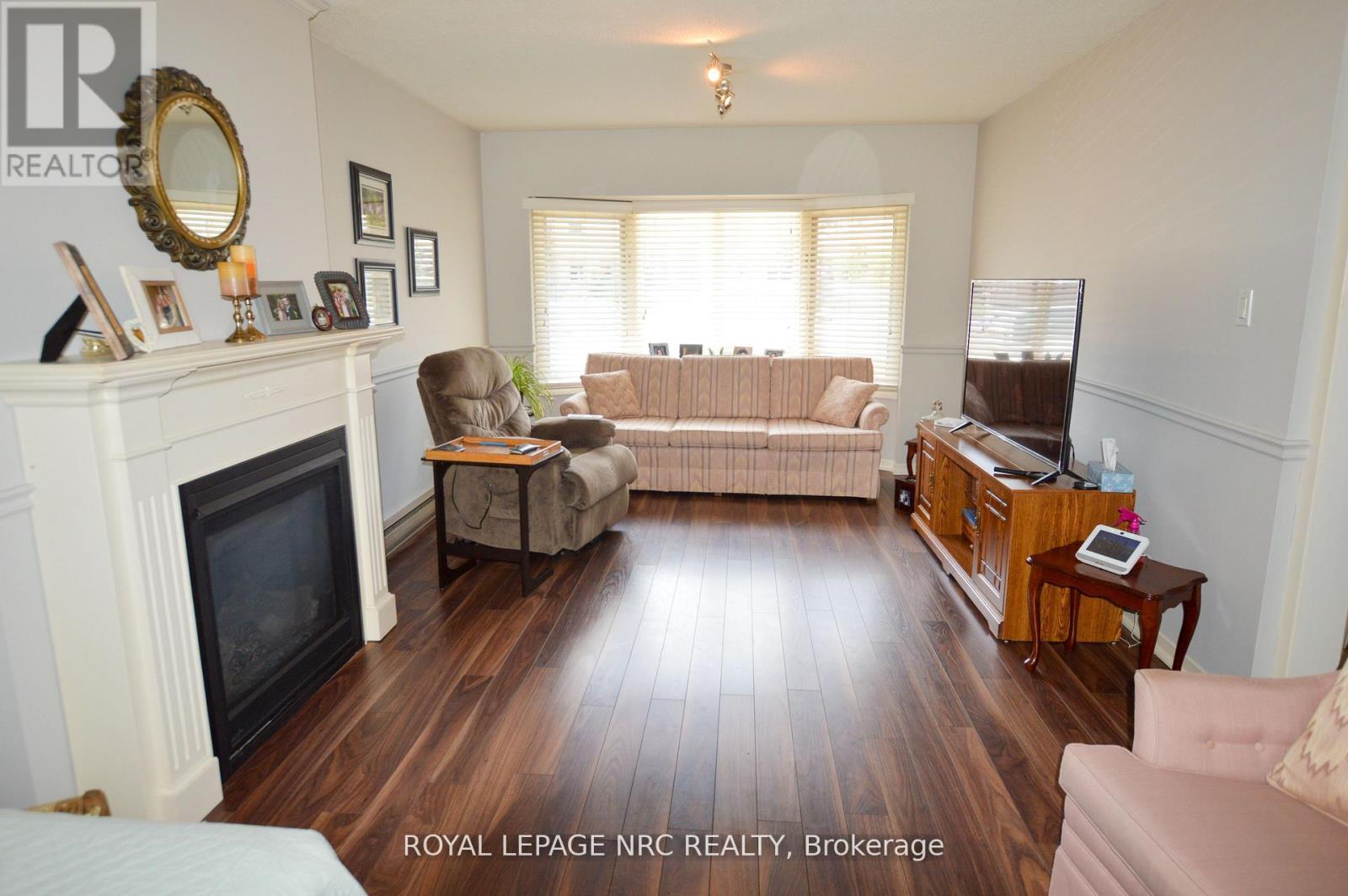 68 Pine, Thorold, Ontario  L2V 3L4 - Photo 6 - X12685202