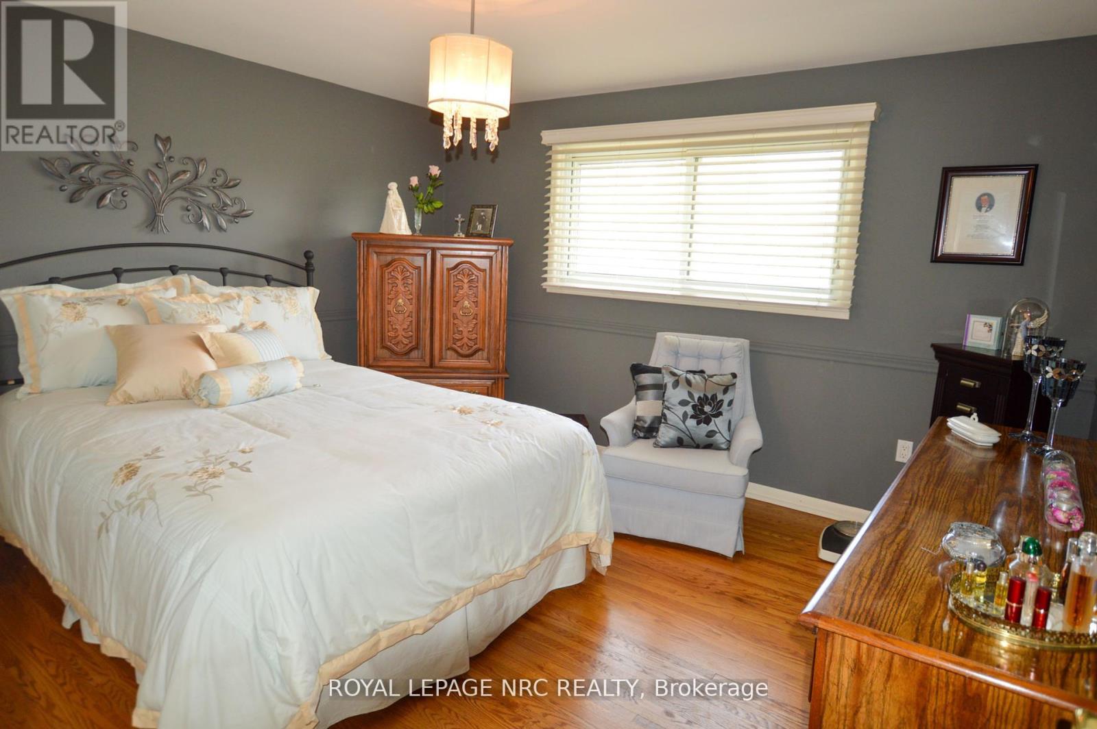 68 Pine, Thorold, Ontario  L2V 3L4 - Photo 8 - X12685202