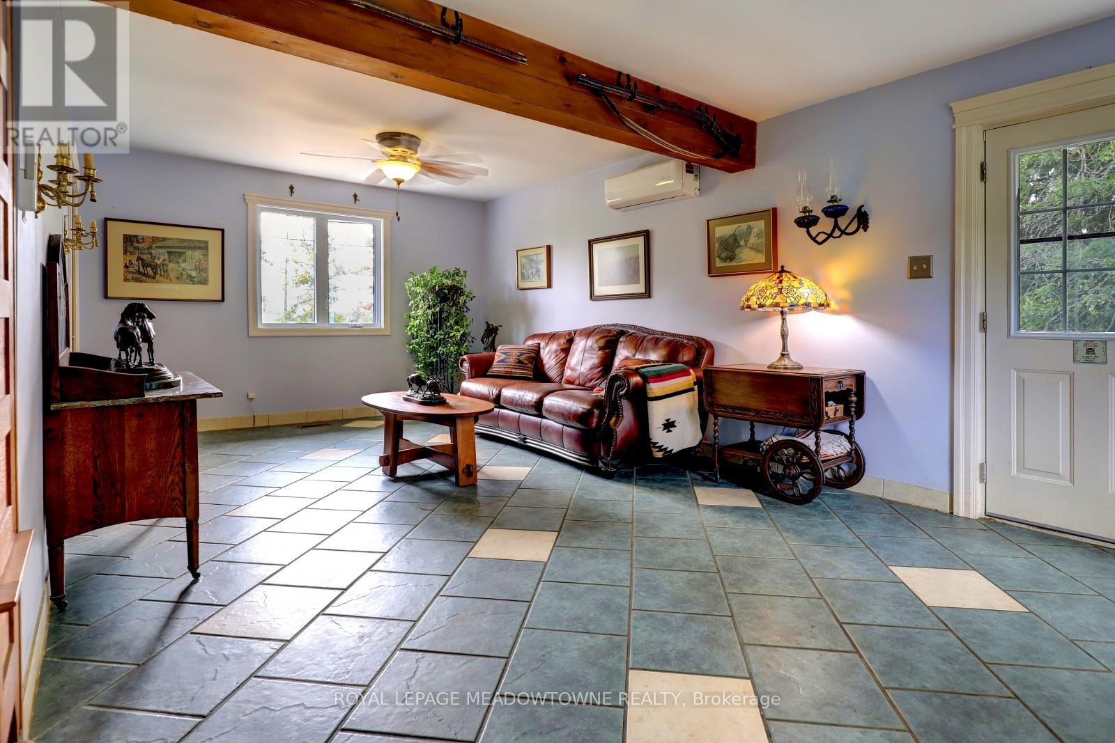 6824 10th Line, New Tecumseth, Ontario  L0G 1A0 - Photo 15 - N12685204