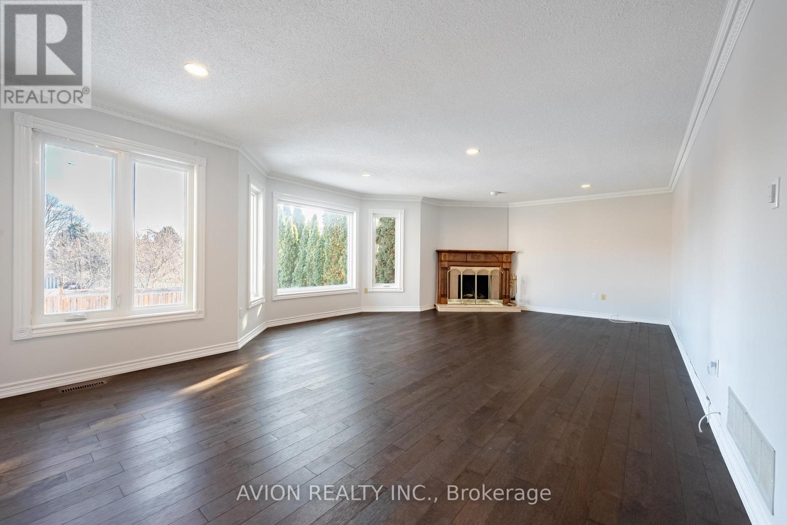 103 Spadina Road, Richmond Hill, Ontario  L4B 2Y9 - Photo 17 - N12685210