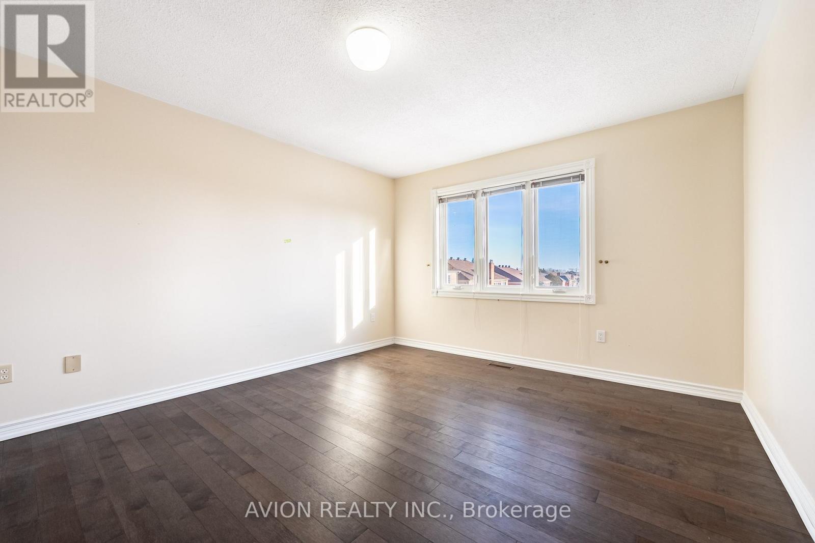 103 Spadina Road, Richmond Hill, Ontario  L4B 2Y9 - Photo 25 - N12685210