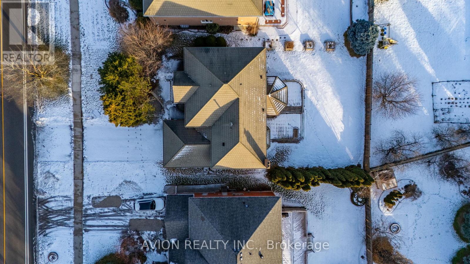 103 Spadina Road, Richmond Hill, Ontario  L4B 2Y9 - Photo 39 - N12685210