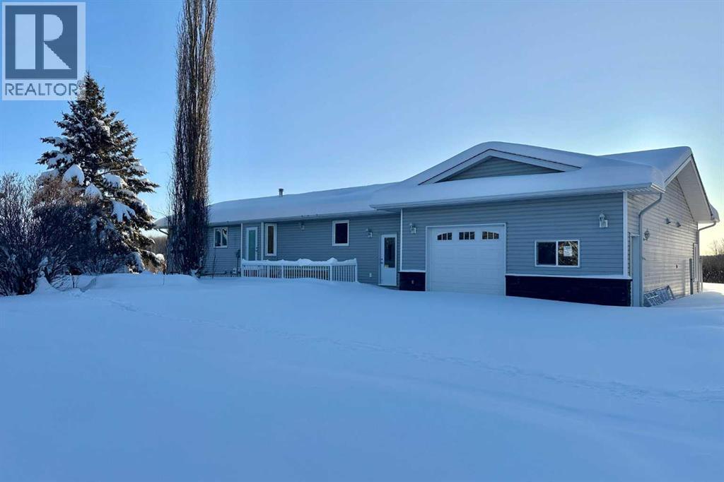 111, 59528 Range Road 55, Rural Barrhead No. 11, Alberta  T7N 1N3 - Photo 3 - A2276333