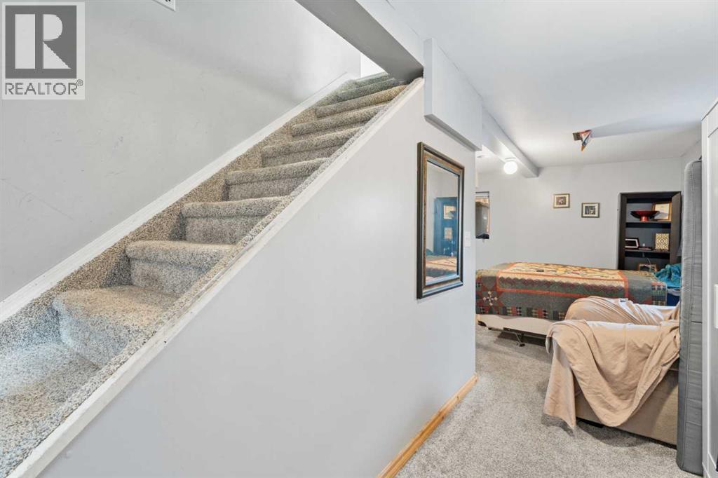 7417 24 Street Se, Calgary, Alberta  T2C 0Y7 - Photo 11 - A2268571