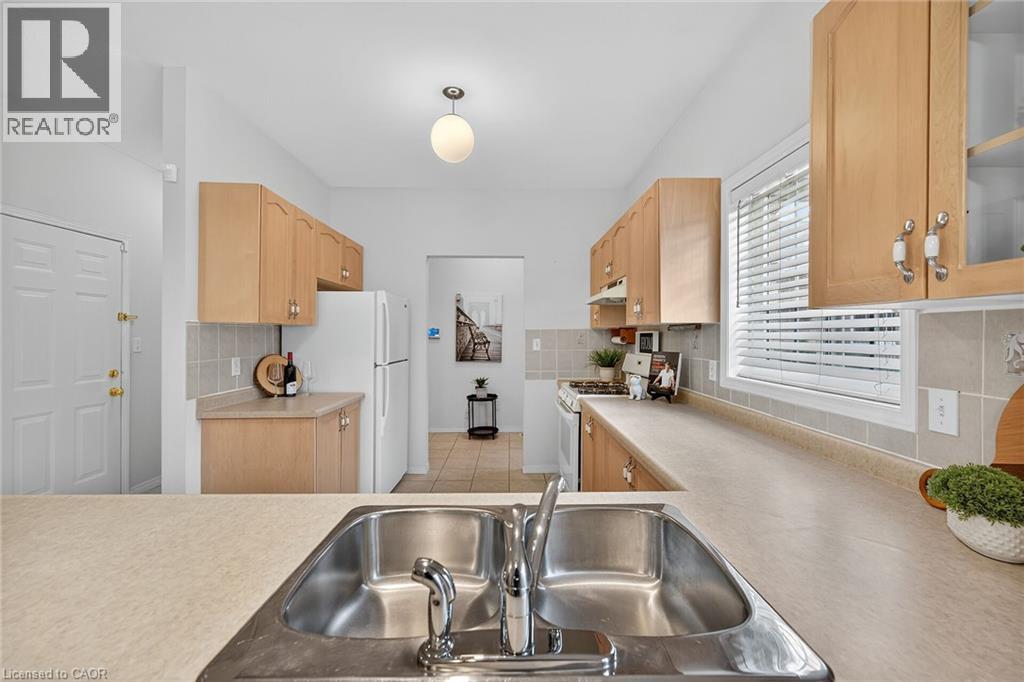 213 Nash Road S Unit# 33, Hamilton, Ontario  L8K 6S2 - Photo 13 - 40796585