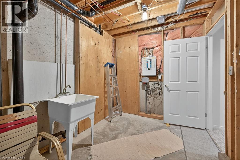 213 Nash Road S Unit# 33, Hamilton, Ontario  L8K 6S2 - Photo 31 - 40796585