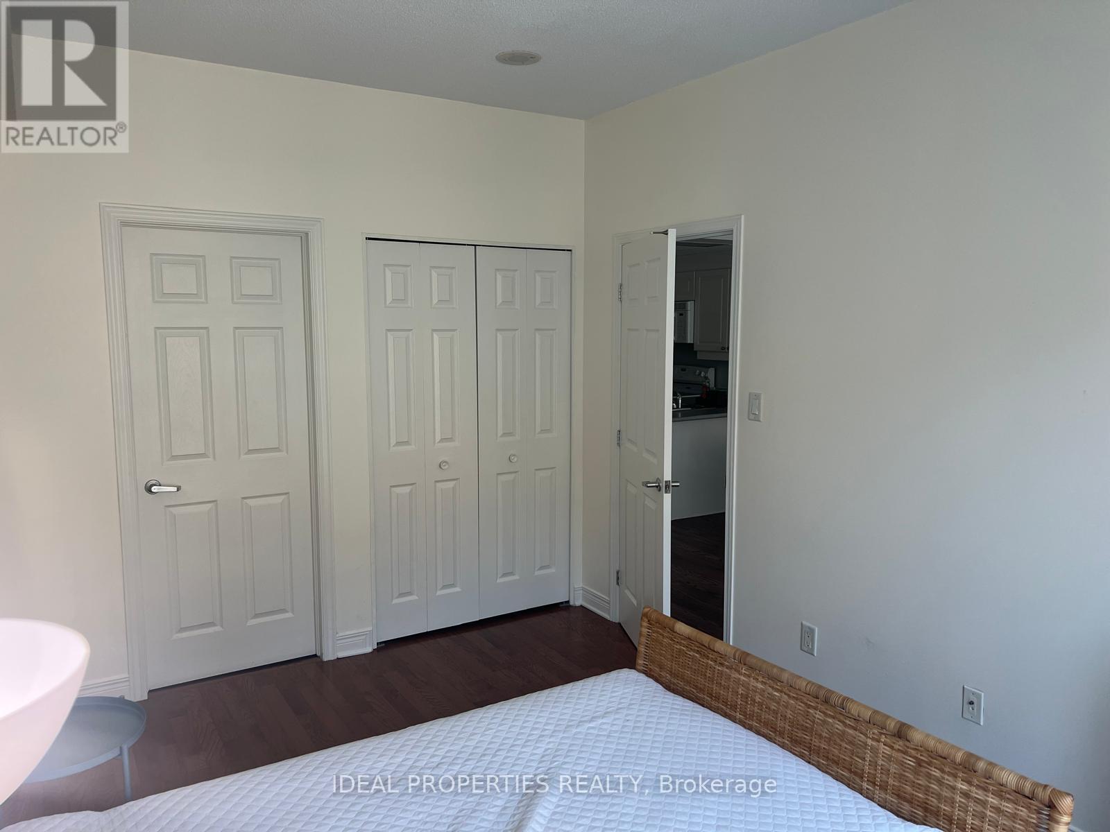 207 - 134 York Street E, Ottawa, Ontario  K1N 1K8 - Photo 17 - X12685236