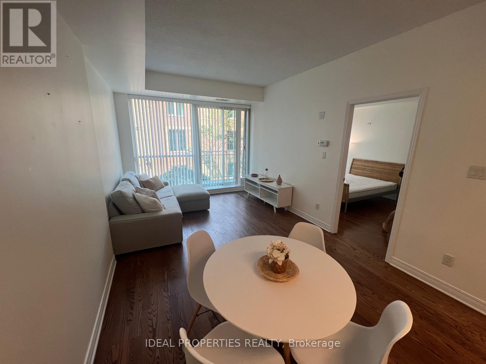 207 - 134 York Street E, Ottawa, Ontario  K1N 1K8 - Photo 3 - X12685236