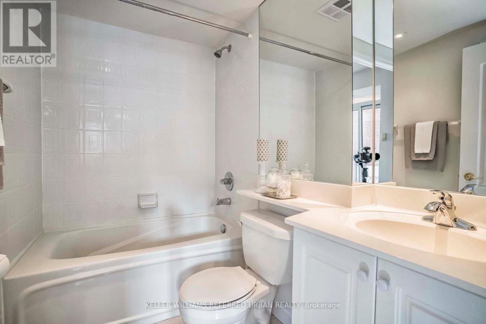 504 - 20 Collier Street, Toronto, Ontario  M4W 3Y4 - Photo 14 - C12685252