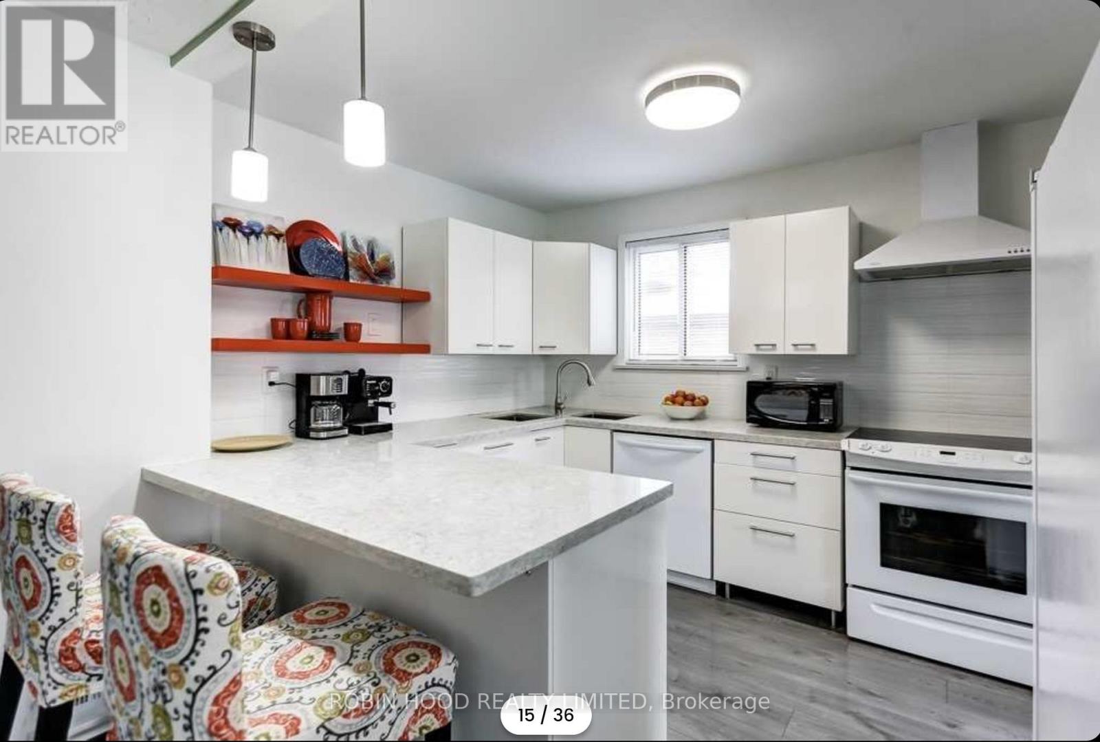 5290 Lawrence Avenue E, Toronto, Ontario  M1C 1R4 - Photo 2 - E12685244