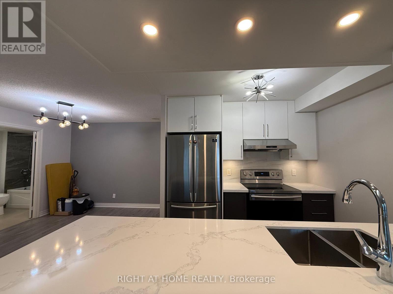 Ph3503 - 70 Town Centre Court, Toronto, Ontario  M1P 0B2 - Photo 12 - E12685266