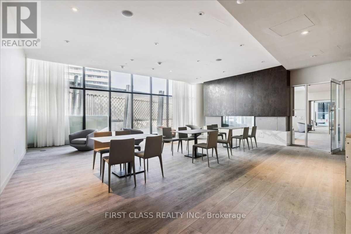 3513 - 3900 Confederation Parkway E, Mississauga, Ontario  L5B 0M3 - Photo 24 - W12685246