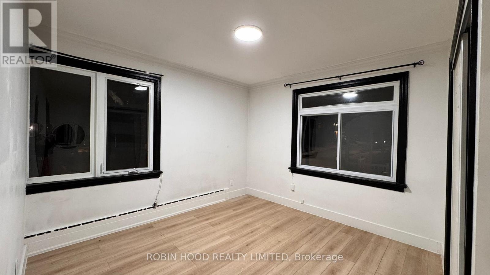 3 - 281 Columbus Avenue, Ottawa, Ontario  K1K 1P3 - Photo 11 - X12685264