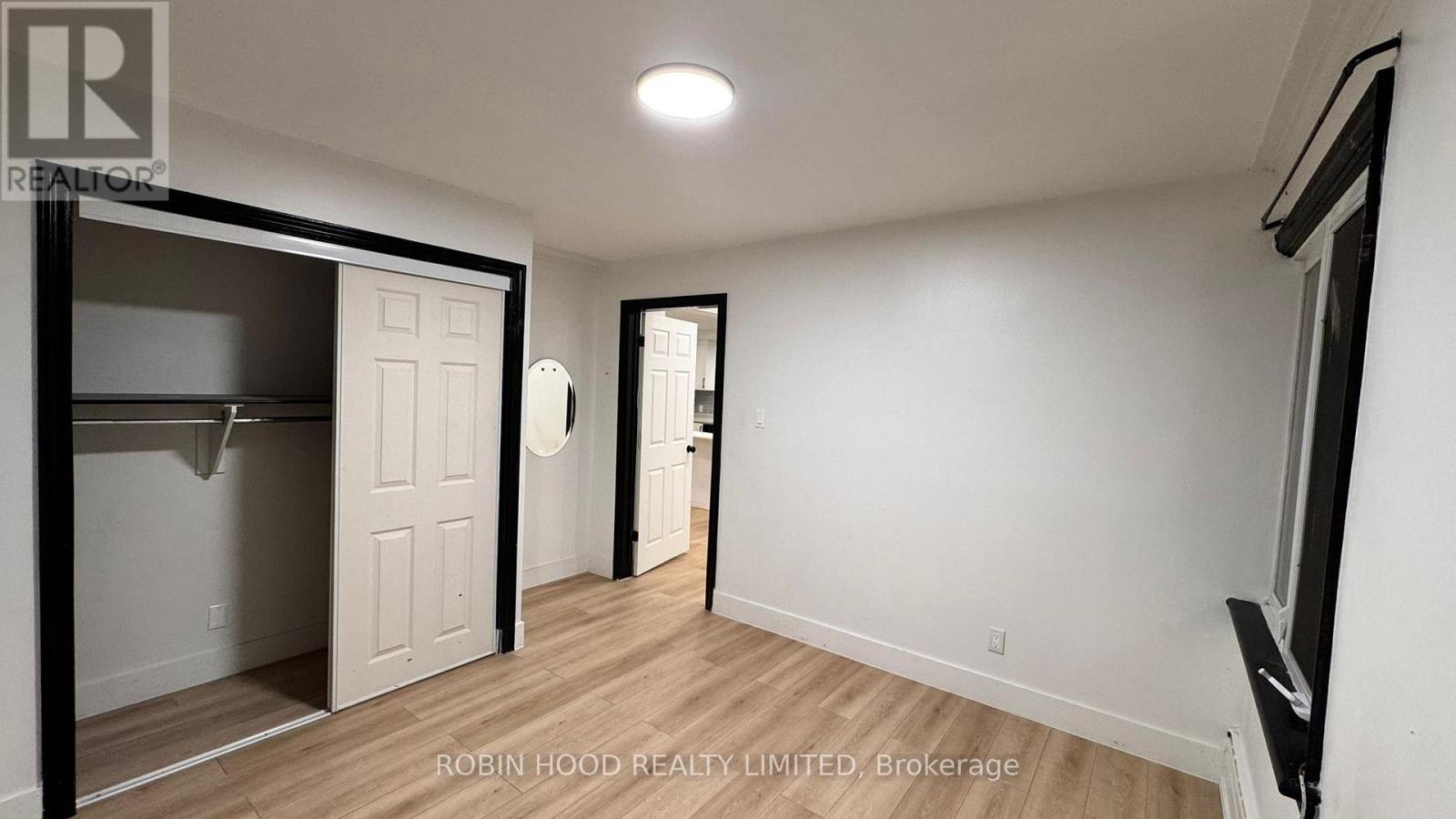 3 - 281 Columbus Avenue, Ottawa, Ontario  K1K 1P3 - Photo 2 - X12685264