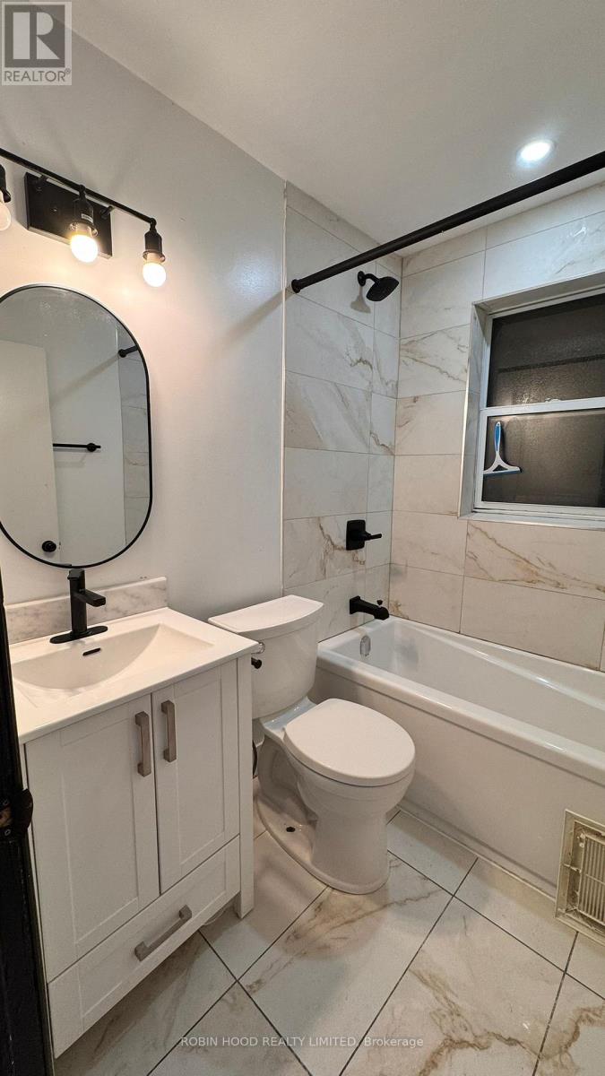 3 - 281 Columbus Avenue, Ottawa, Ontario  K1K 1P3 - Photo 4 - X12685264