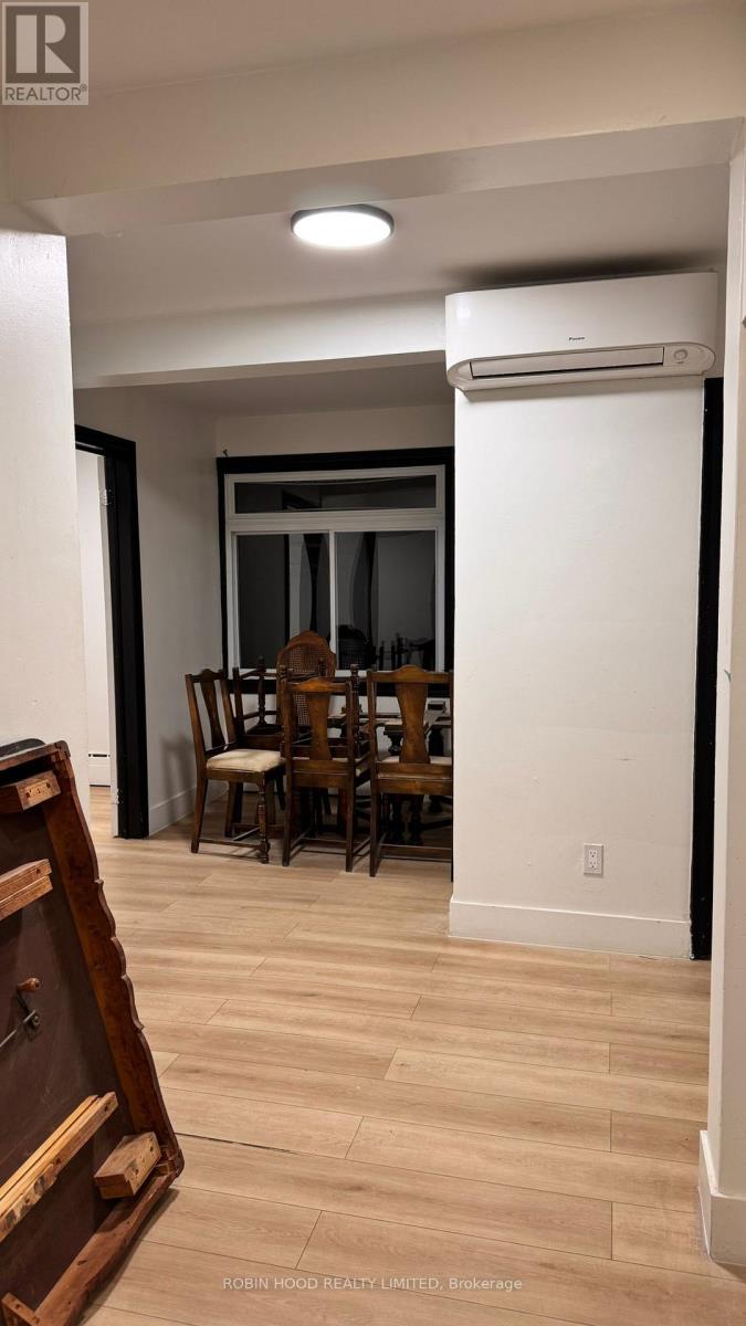 3 - 281 Columbus Avenue, Ottawa, Ontario  K1K 1P3 - Photo 8 - X12685264