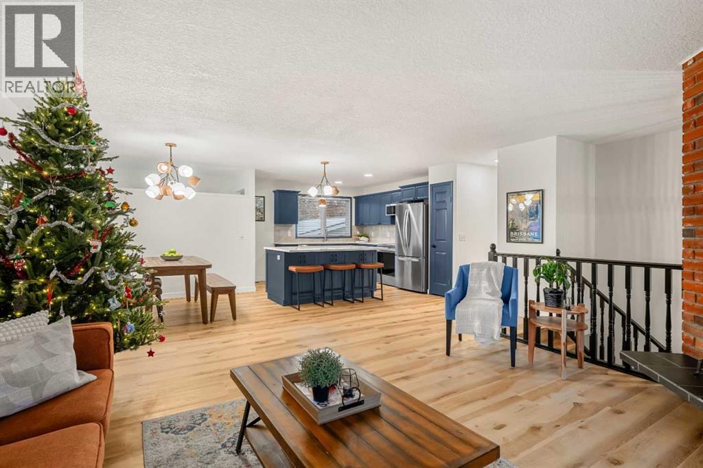 13127 Lake Crimson Drive Se, Calgary, Alberta  T2J 3K3 - Photo 10 - A2275276