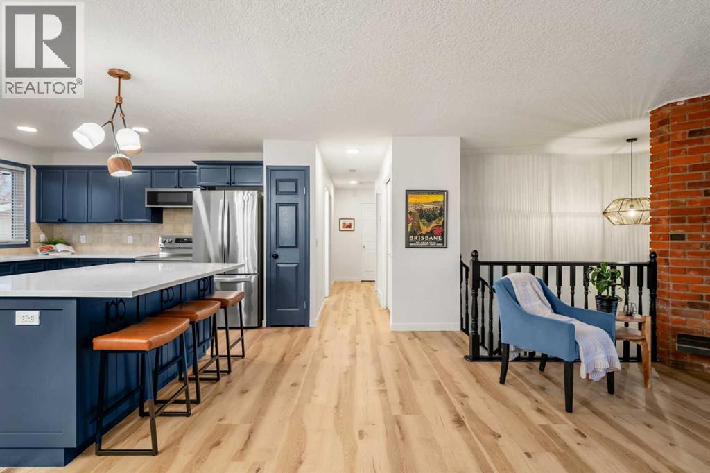 13127 Lake Crimson Drive Se, Calgary, Alberta  T2J 3K3 - Photo 2 - A2275276