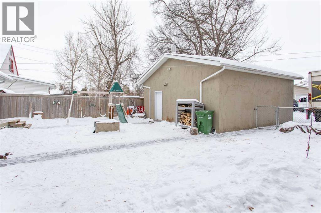 5804 44 Avenue, Red Deer, Alberta  T4N 3J5 - Photo 35 - A2276335