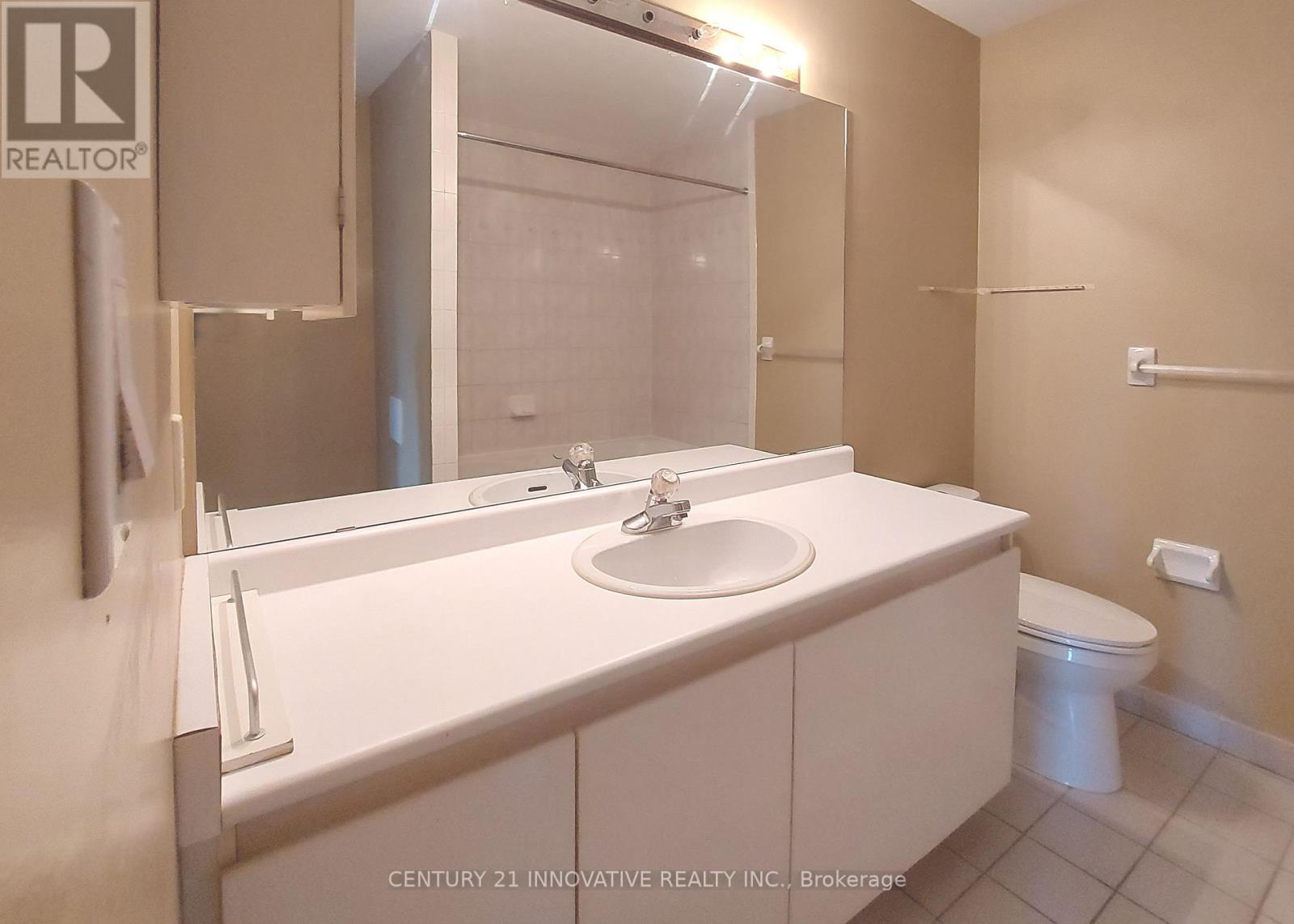 3 - 151 Townsgate Drive, Vaughan, Ontario  L4J 8J7 - Photo 12 - N12673900