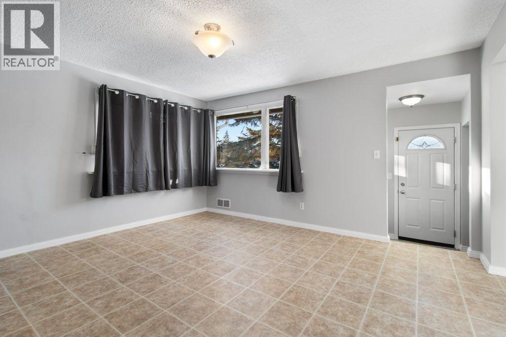 3738 46 Street, Red Deer, Alberta  T4N 1L6 - Photo 7 - A2278168