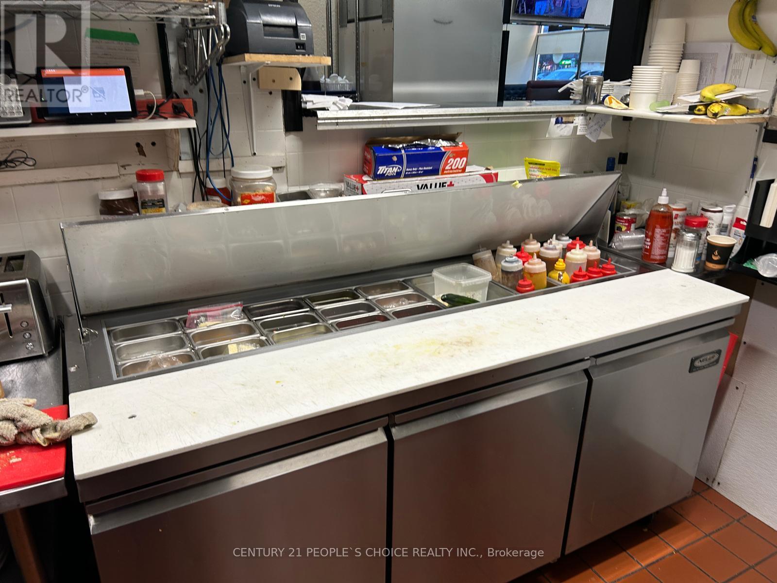 1100 Simcoe Street N, Oshawa, Ontario  L1G 4W6 - Photo 9 - E12685286