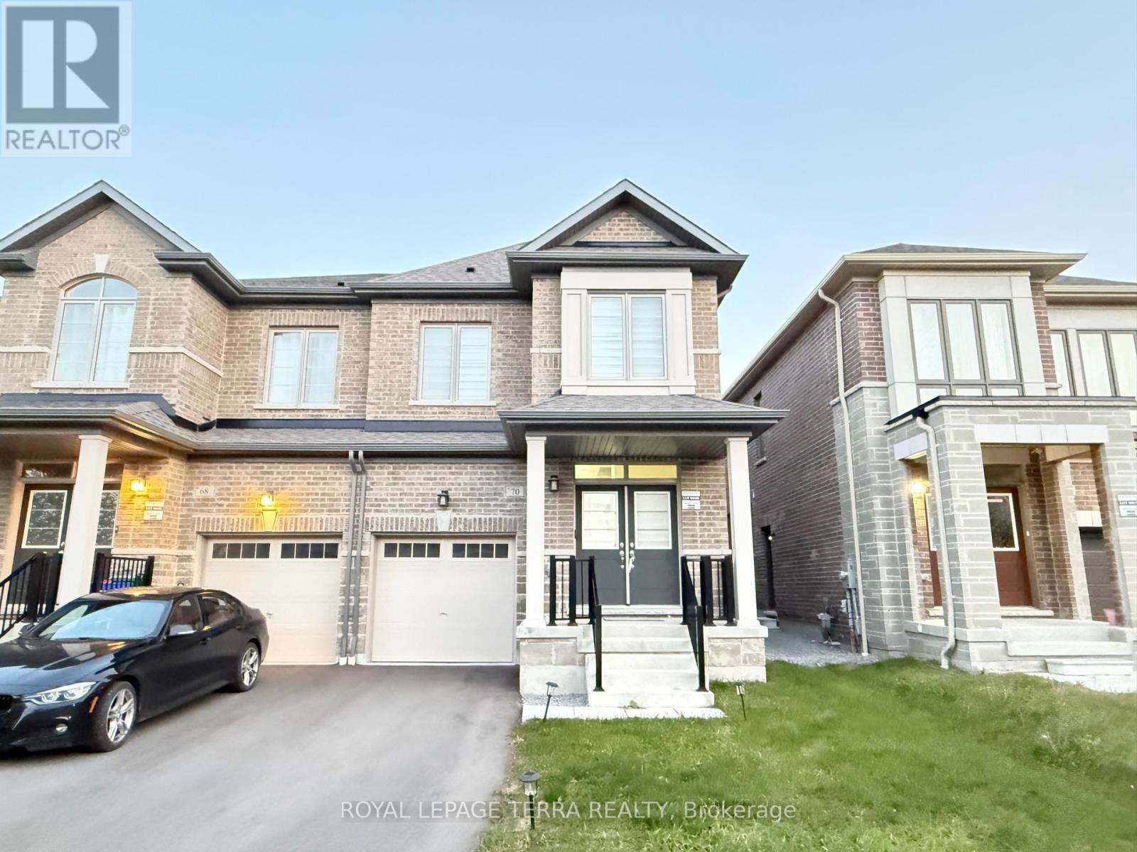 70 Fruitful Crescent, Whitby, Ontario  L1P 0N3 - Photo 1 - E12685288