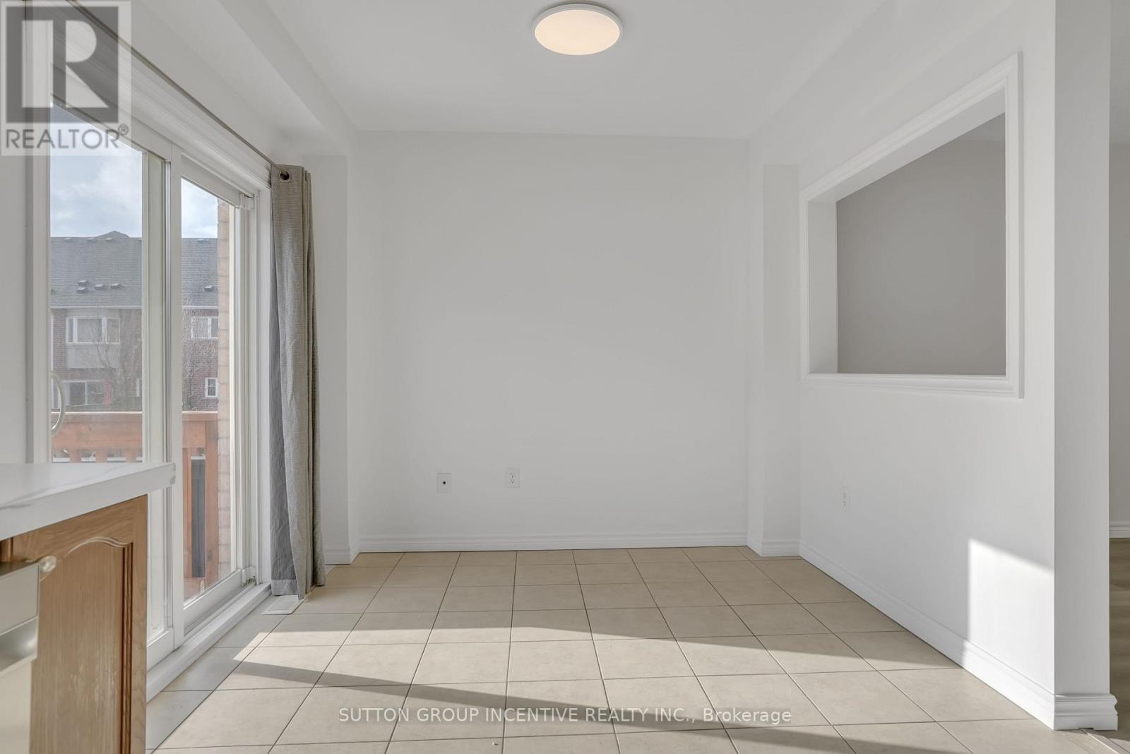 42 Southeast Passage, Whitchurch-Stouffville, Ontario  L4A 0Y3 - Photo 10 - N12685290