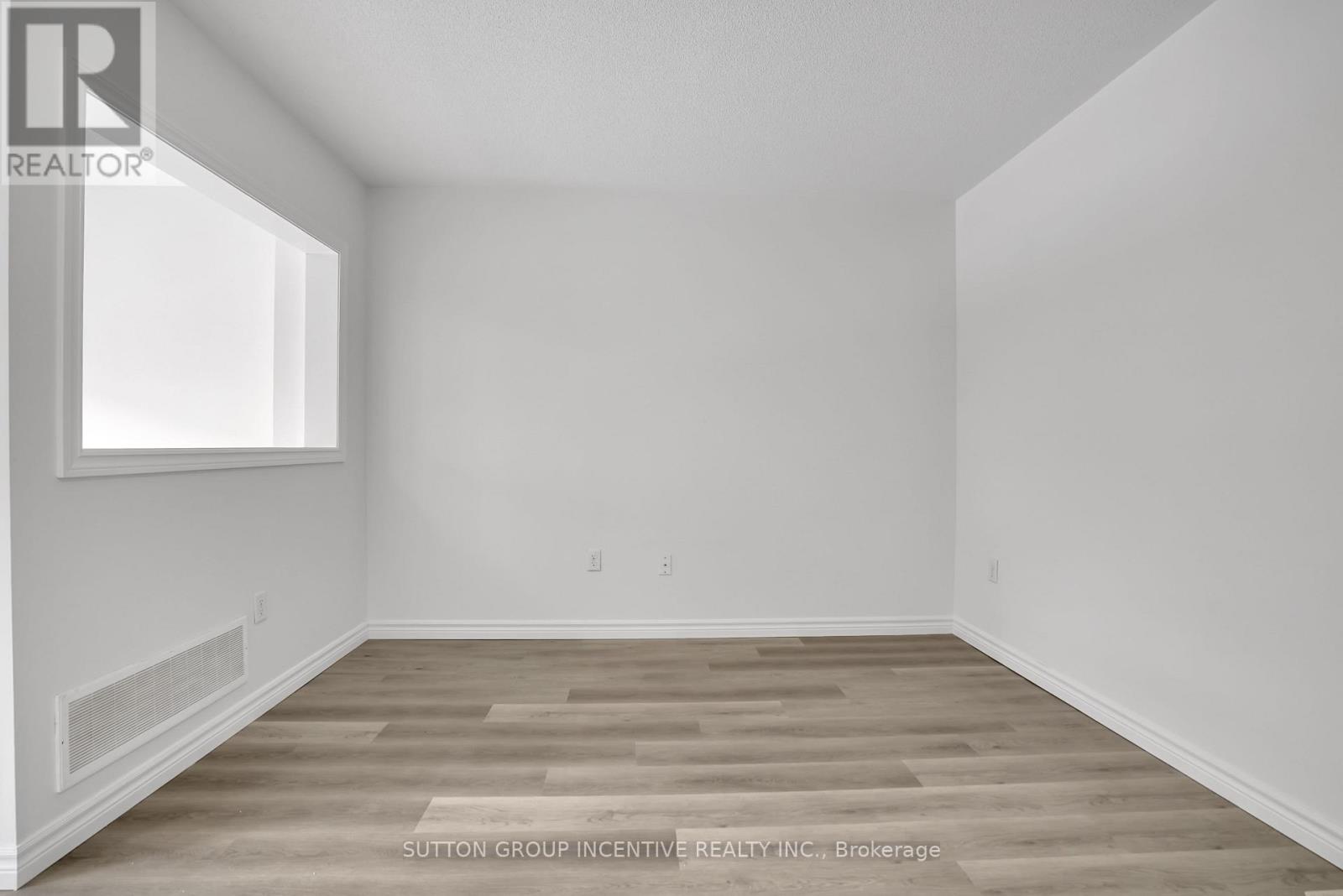 42 Southeast Passage, Whitchurch-Stouffville, Ontario  L4A 0Y3 - Photo 16 - N12685290