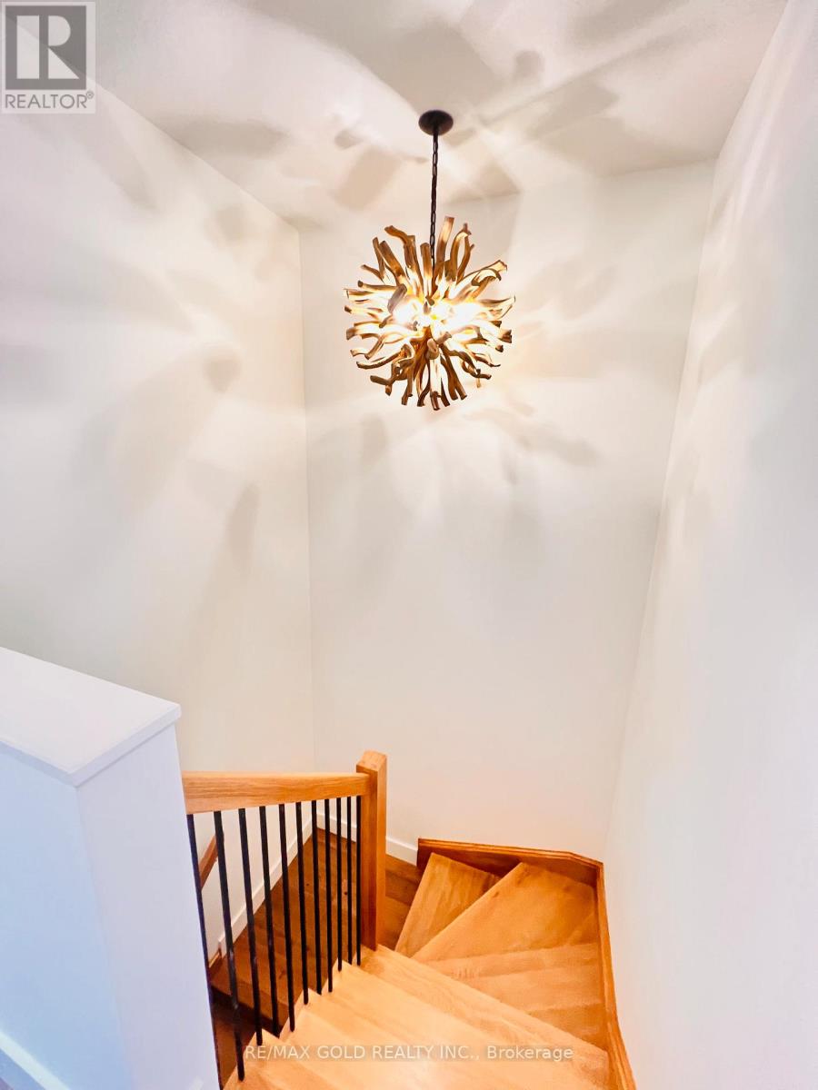 3761 Queen Street, Plympton-Wyoming, Ontario  N0N 1E0 - Photo 28 - X12685268