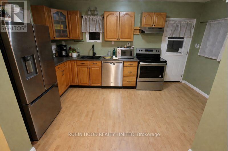 140 Dorothy Street, Welland, Ontario  L3B 3V9 - Photo 6 - X12685272