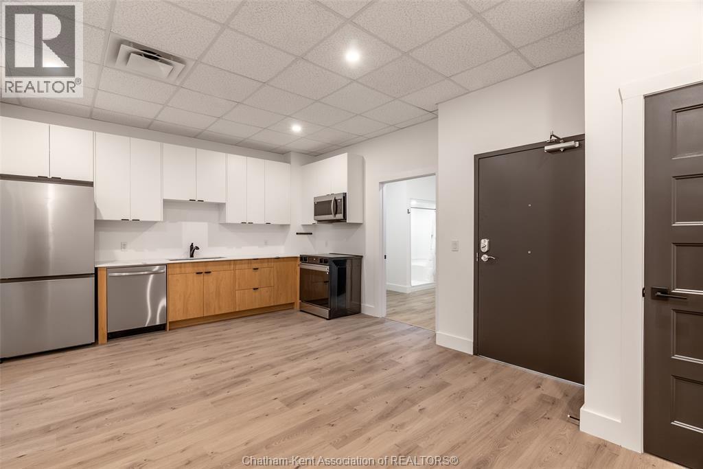 138 King Street West Unit# 206, Chatham, Ontario  N7M 1E3 - Photo 1 - 26000743