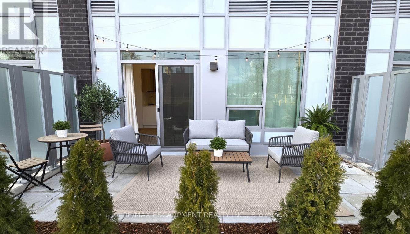 102 - 500 Plains Road E, Burlington, Ontario  L3T 2E1 - Photo 12 - W12652938