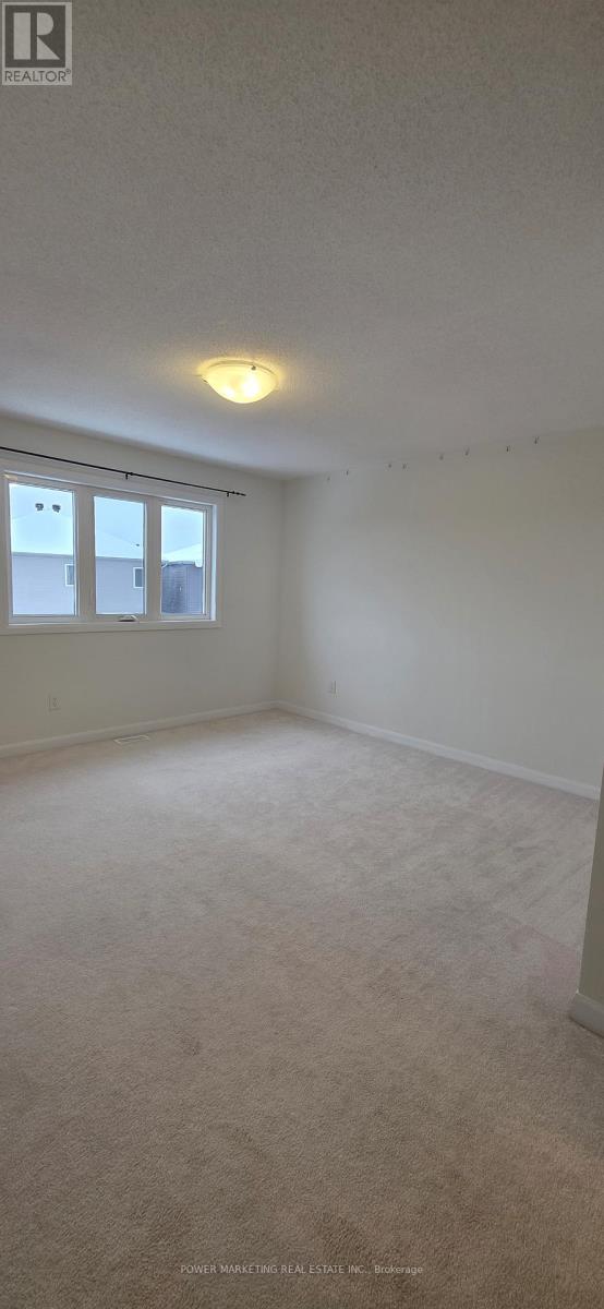 92 Natare Place, Ottawa, Ontario  K2T 0P2 - Photo 14 - X12685296